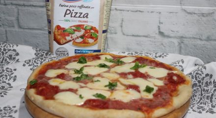 Pizza Margherita fatta in casa