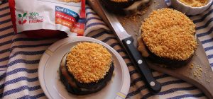 Sandwich di melanzane con bacon e scamorza affumicata